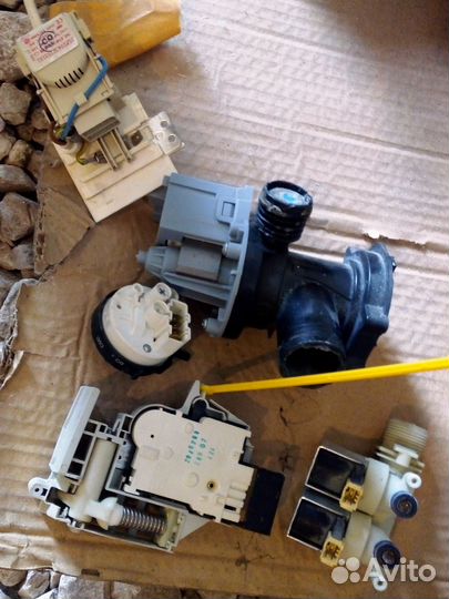 Запчасти на стиральную машину Ariston