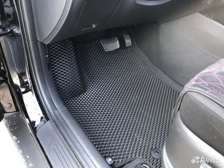 Автоковрики EVA на Honda HR-V