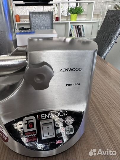 Электромясорубка Kenwood PRO 1600