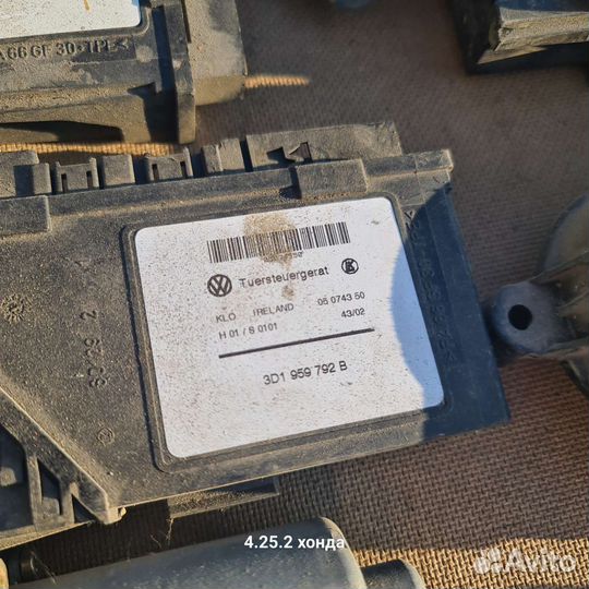 Моторчик перед правый Touareg cayenne