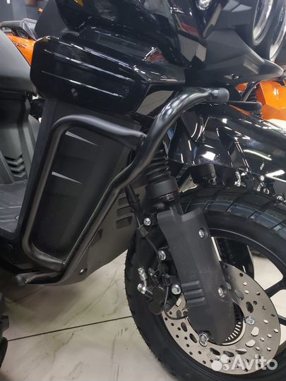 Скутер tmbk tank