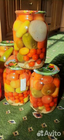 Помидор и огурцы маринованные