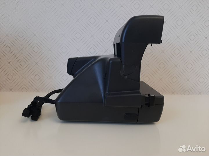 Плёночный фотоаппарат Polaroid 636 closeup