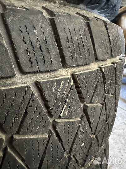 Bridgestone Blizzak Revo GZ 225/65 R17