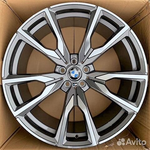 Диски на BMW бмв X7 G07 R22