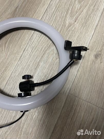 Штатив для телефона с лампой