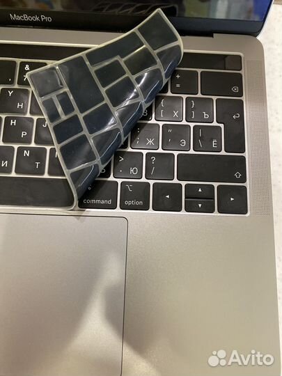 MacBook Pro 13 2019 Touch Bar