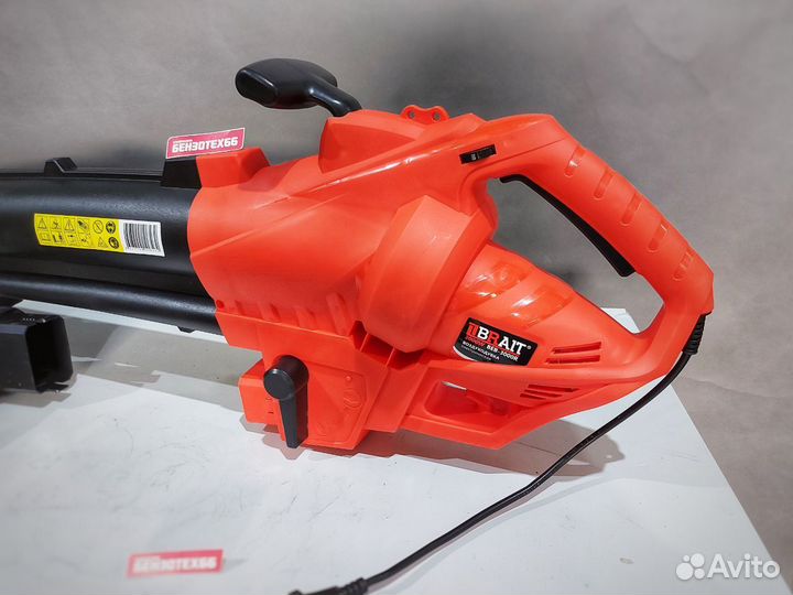 Воздуходувка электрическая brait BEB-3000R