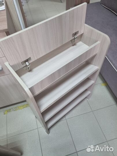 Обувница 600