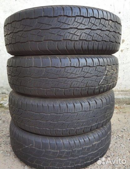 Bridgestone Dueler H/T 687 215/70 R16 99H