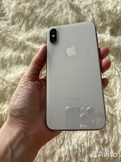 iPhone X, 64 ГБ