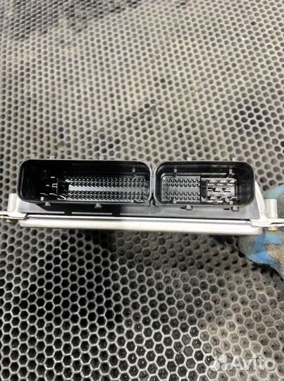 Блок управления Двс Ауди A6 C5 2.4 Audi