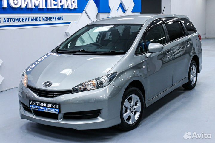 Toyota Wish 1.8 CVT, 2011, 103 240 км