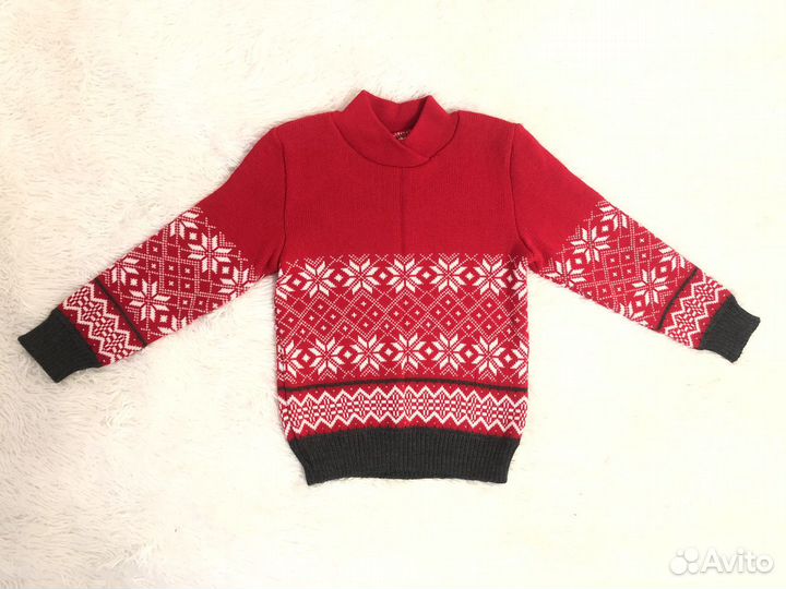 Свитер детский шерстяной размер 116 новый
