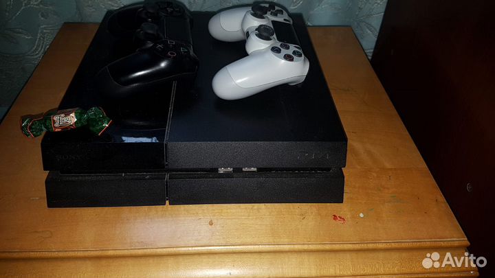 Sony playstation 4 PS4