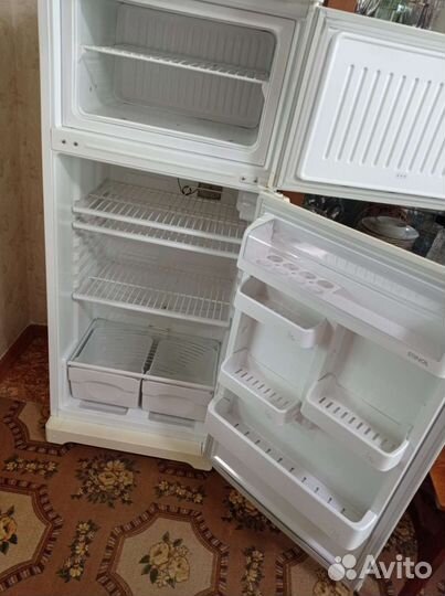 Холодильник бу stinol