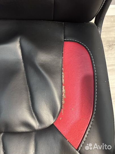 Компьютерное кресло