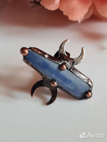 Кольцо с кианитом. Новое