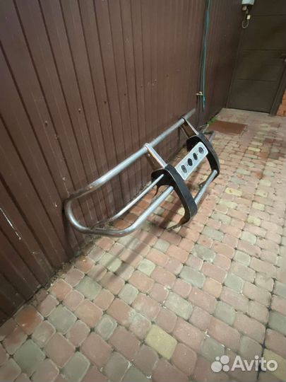 Кенгурятник на ленд круезер 80