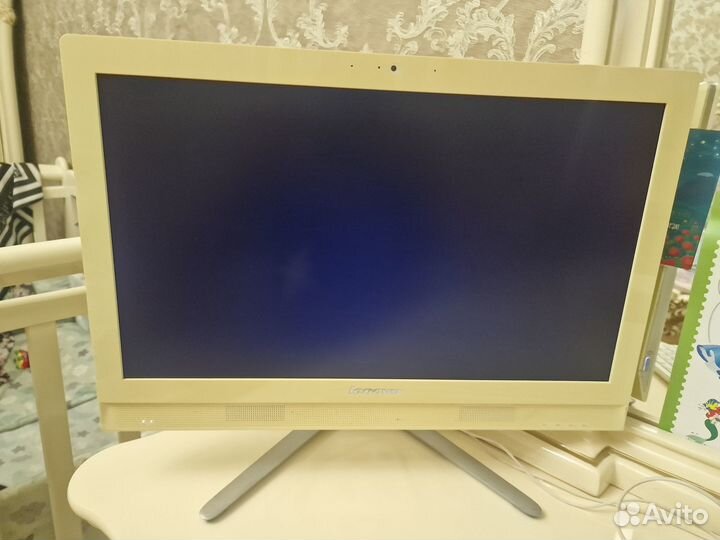 Lenovo c560