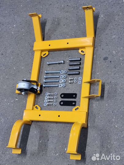 LADA 4x4 niva urban подрамник раздаточной коробки