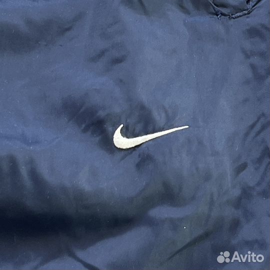 Широкие штаны Nike