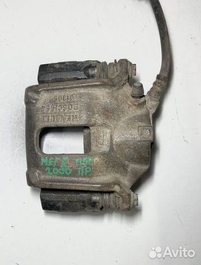 Суппорт передний Renault Megan 2