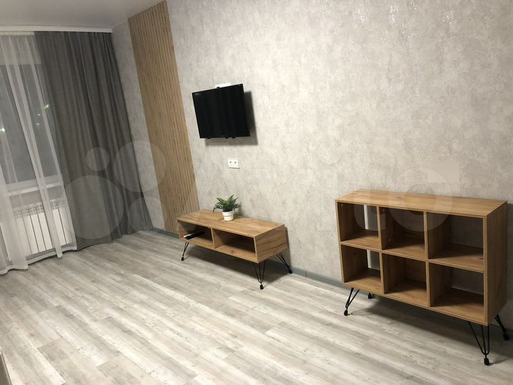 2-к. квартира, 53 м², 2/5 эт.