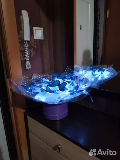 Бабочки в коробке