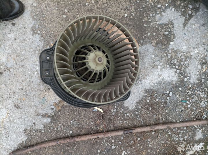 Моторчик печки volvo 850