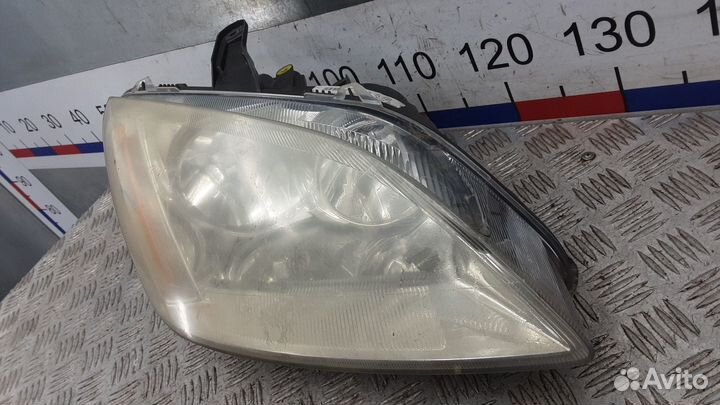 Фара правая Ford C-Max 2004
