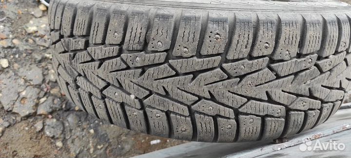 Nokian Tyres Hakkapeliitta 7 185/60 R15 88T