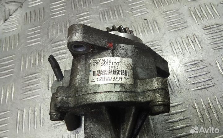 Насос вакуумный Mitsubishi Montero/Pajero