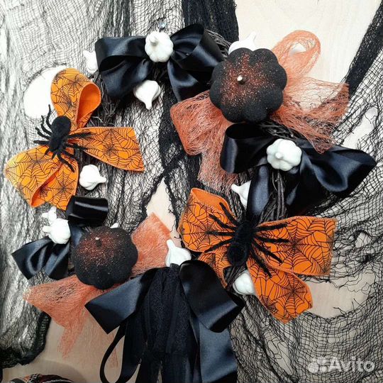 Венок на Хэллоуин