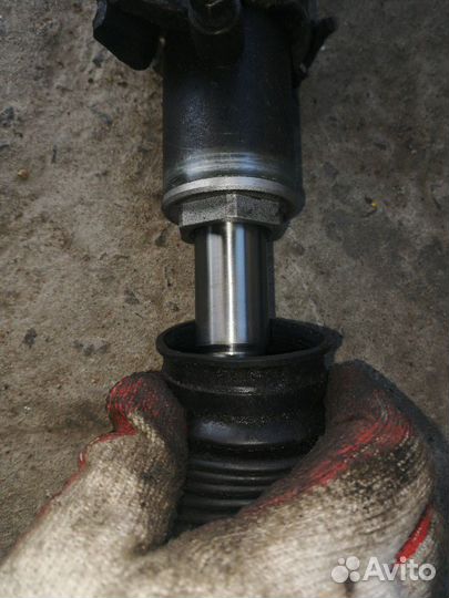 Рейка рулевая Ниссан Альмера Тино