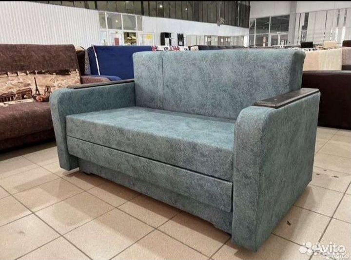 Диван чебурашка