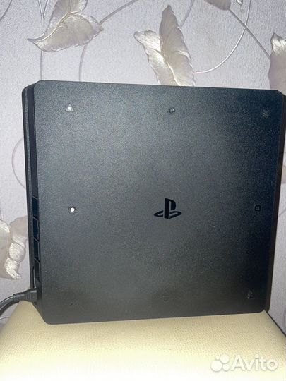 Sony PS4 Slim 1Tb