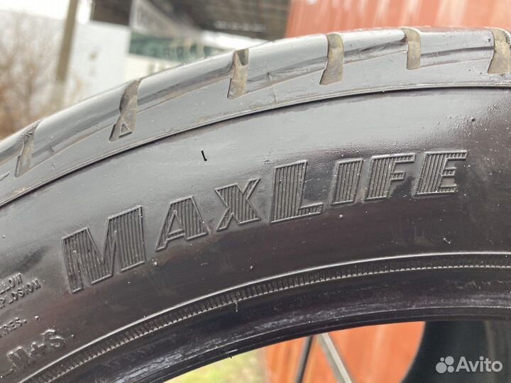 Goodyear Assurance 235/45 R18 94V