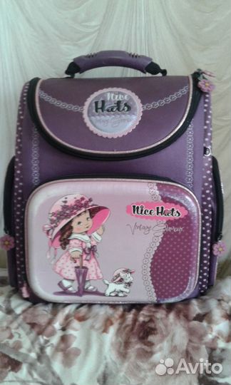 Продается школьный ранец Hummingbird