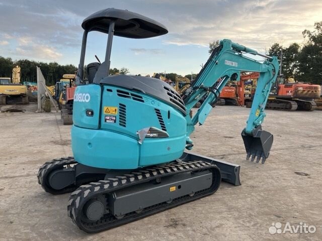 Мини-экскаватор Kobelco SK30SR(Cab), 2016