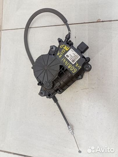 Моторчик замка двери