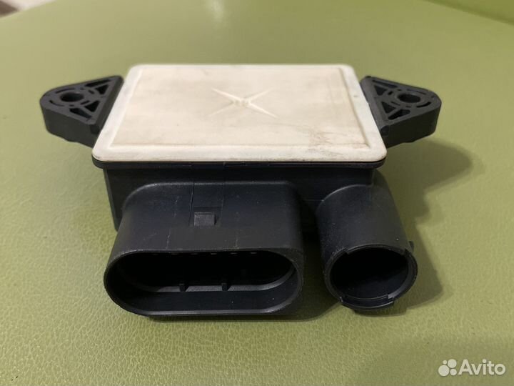 Реле свечей накала Mercedes GL и ML W164 (б/у)