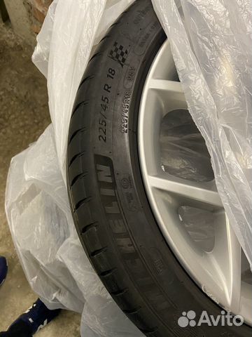 Michelin Pilot Sport 4 225/45 R18 и 255/40 R18