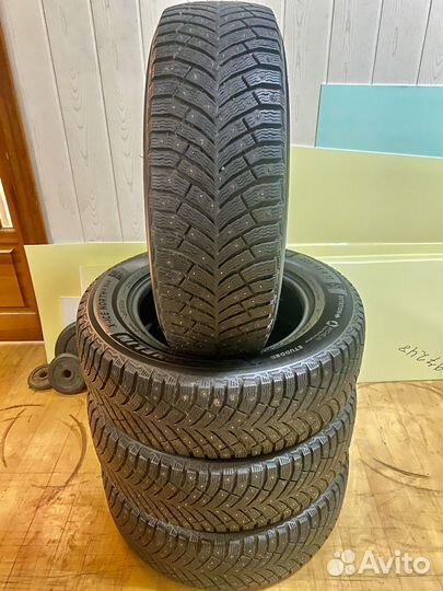 Michelin X-Ice North 4 SUV 225/65 R17