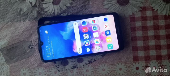 HUAWEI Ascend D2, 2/32 ГБ