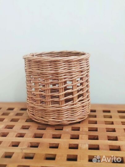 Корзина для хранения из бумажной лозы