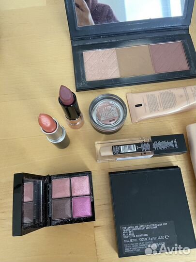 Набор косметики пакетом mac becca hourglass abh