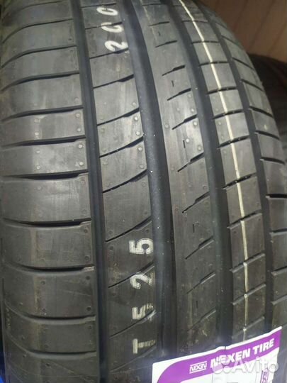 Nexen N Fera RU1 275/45 R19
