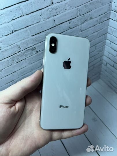 iPhone X, 64 ГБ