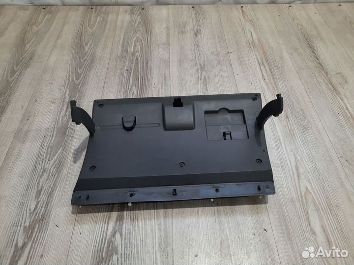 Крышка бардачка Бардачок Renault logan